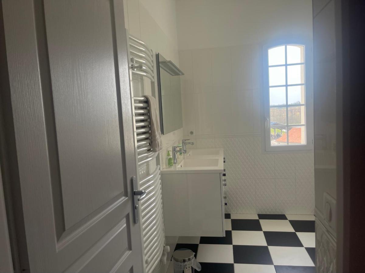 Domaine Des Peyries - Chambres Et Table D'Hotes Saint-Barthelemy-d'Agenais Dış mekan fotoğraf