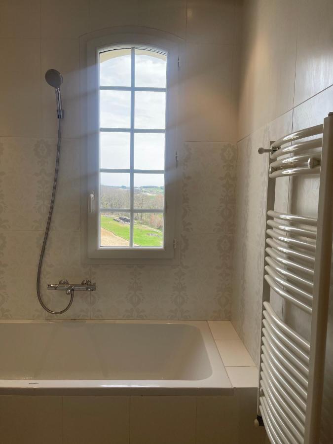 Domaine Des Peyries - Chambres Et Table D'Hotes Saint-Barthelemy-d'Agenais Dış mekan fotoğraf
