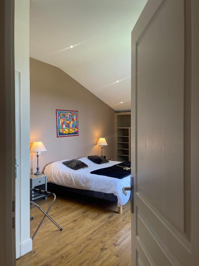 Domaine Des Peyries - Chambres Et Table D'Hotes Saint-Barthelemy-d'Agenais Dış mekan fotoğraf