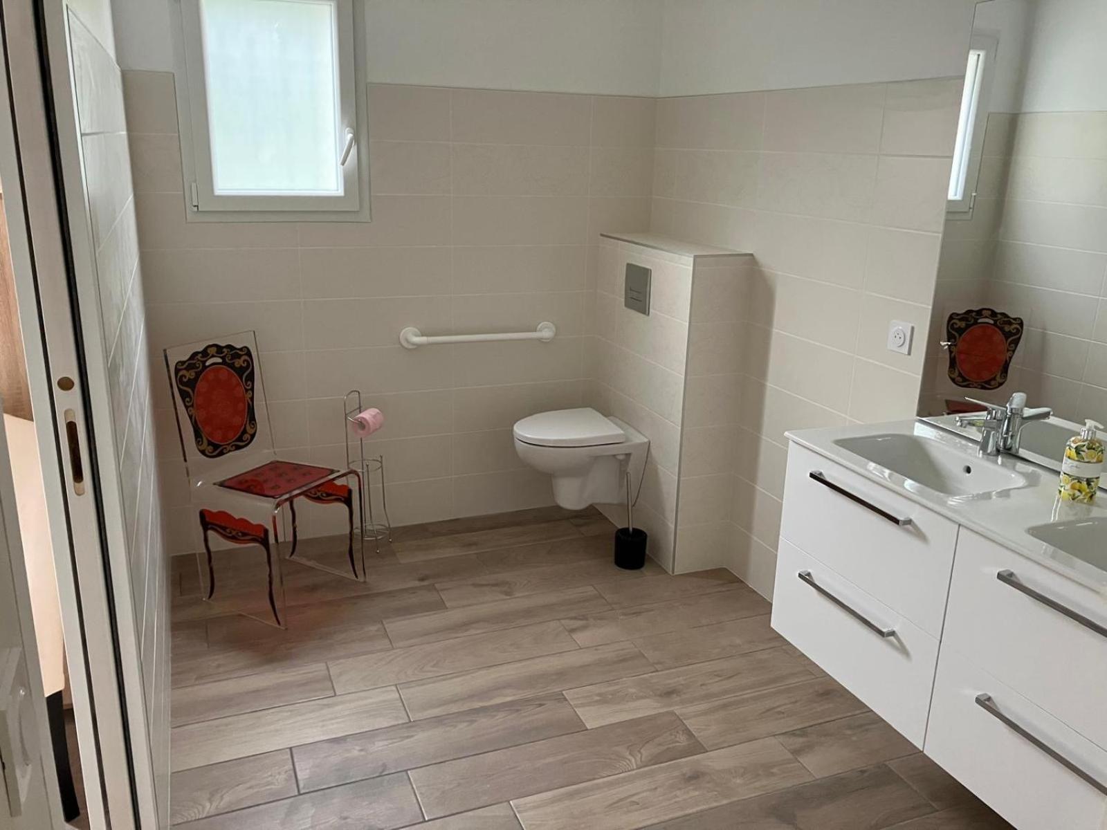 Domaine Des Peyries - Chambres Et Table D'Hotes Saint-Barthelemy-d'Agenais Dış mekan fotoğraf